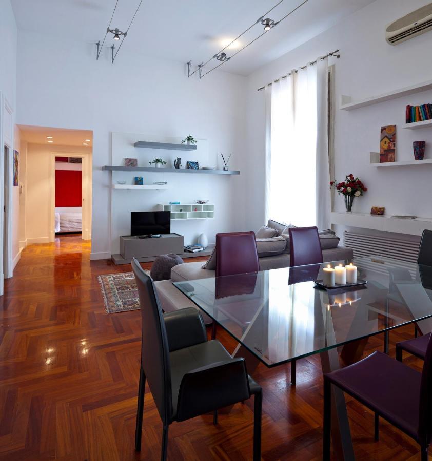 Elegant Apartment At Chiaia By Wonderful Italy Neapel Exteriör bild