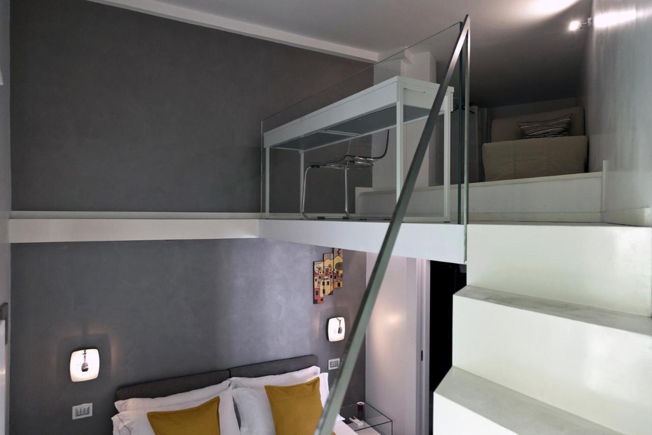 Elegant Apartment At Chiaia By Wonderful Italy Neapel Exteriör bild