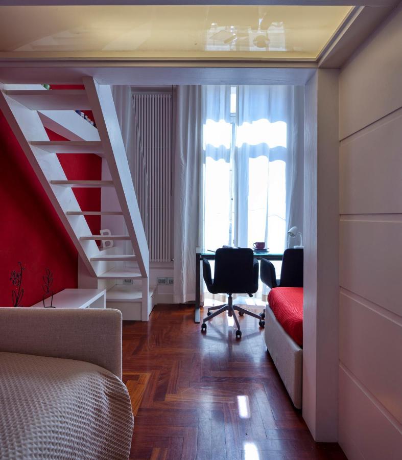 Elegant Apartment At Chiaia By Wonderful Italy Neapel Exteriör bild